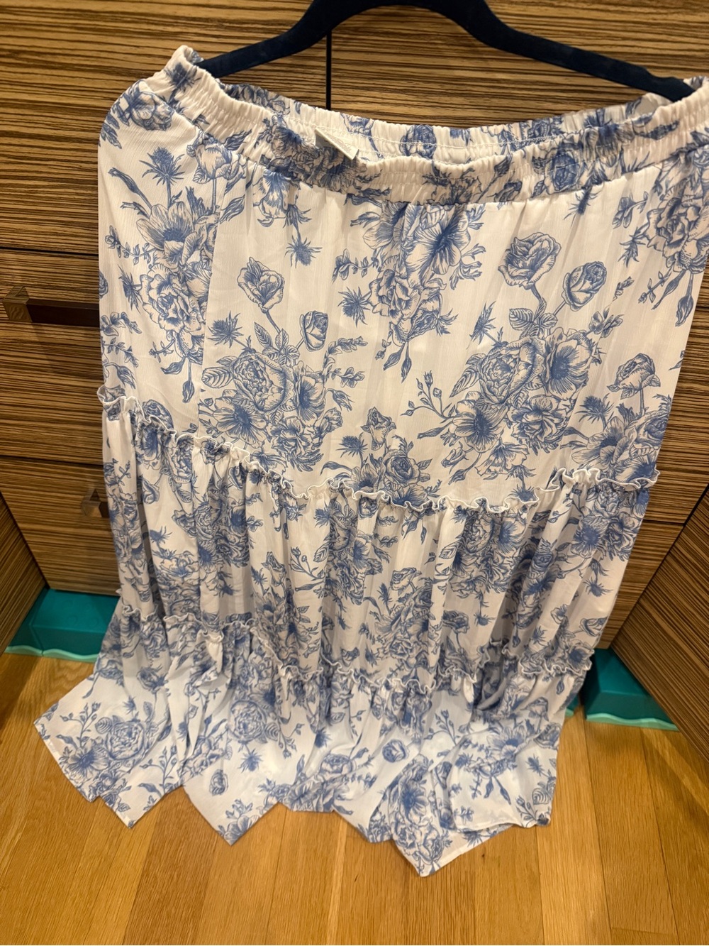 White & Blue Floral Tiered Maxi Skirt with Lining 100% polyester